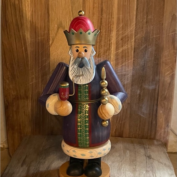 Smoking Pipe King Man.  Old World Christmas. Adorable. KING. Not a Nutcracker. - Picture 4 of 10